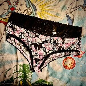 Torrid 2 Cheeky Butterflies & Lace Bikini Briefs - Black with Pink Accents